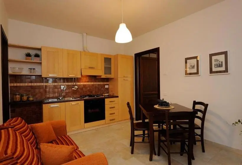 Huoneisto 1 Makuuhuone, Agriturismo Il Vecchio Mandorlo