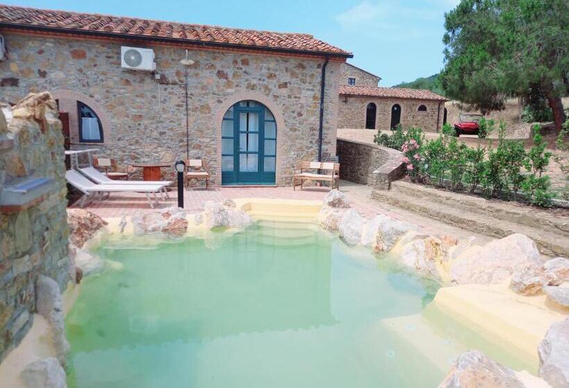 جناح مزود بحمام سباحة, Agriturismo La Fontanella & Glamping