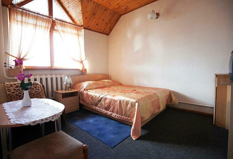 اتاق استاندارد, Fortūna Guest House