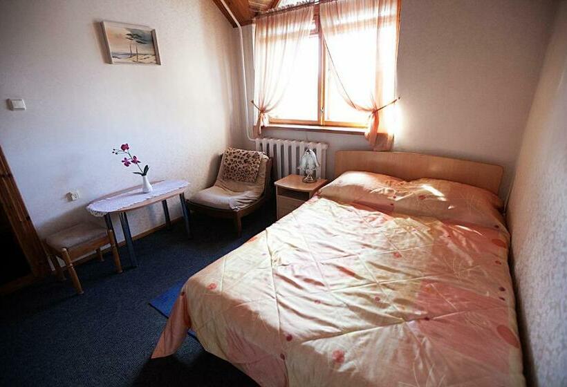 اتاق استاندارد, Fortūna Guest House