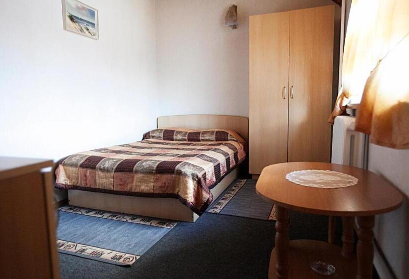 اتاق استاندارد, Fortūna Guest House