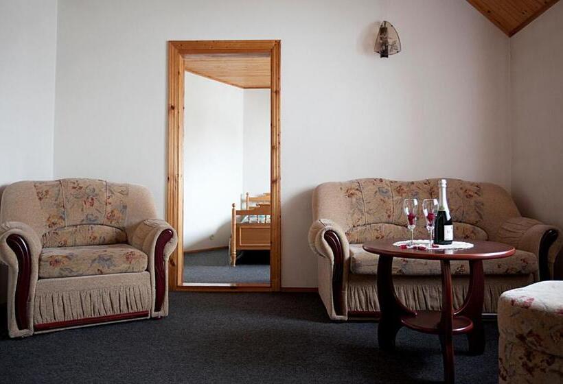 اتاق پرمیوم, Fortūna Guest House