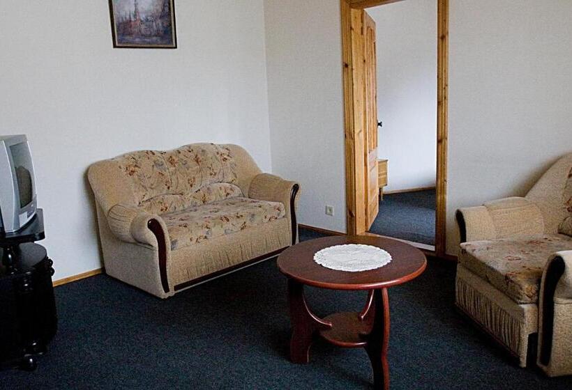 اتاق پرمیوم, Fortūna Guest House