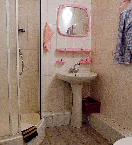 اتاق پرمیوم, Fortūna Guest House