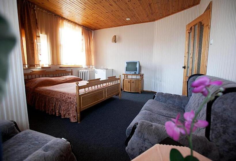 اتاق راحتی, Fortūna Guest House