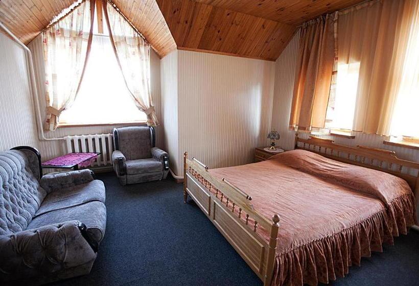 اتاق راحتی, Fortūna Guest House