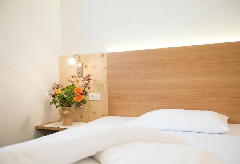 Апартаменты 1 Спальня с Балконом, Appartement Inge