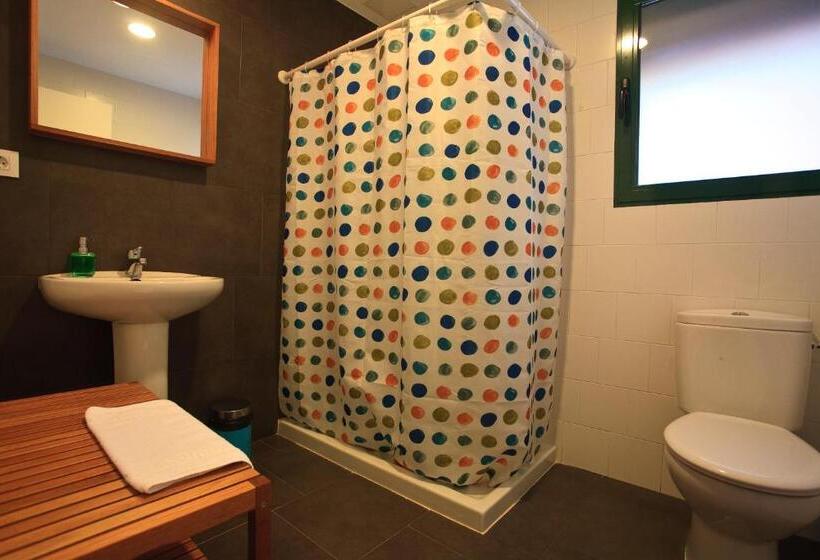 غرفة عائلية, Antiga Estació De Benifallet