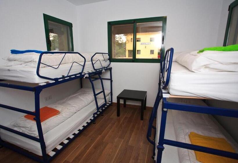 غرفة عائلية, Antiga Estació De Benifallet