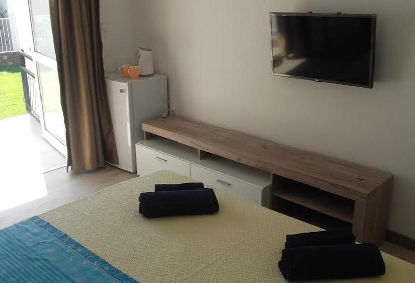 اتاق استاندارد با بالکن, Apartments Stevo Nikočević