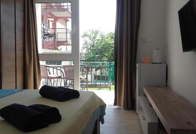 اتاق استاندارد با بالکن, Apartments Stevo Nikočević