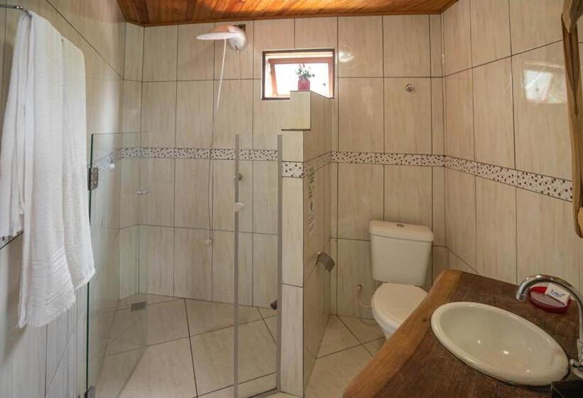 スタンダードルーム, Buddy's Hostel & Pousada Alto Paraiso