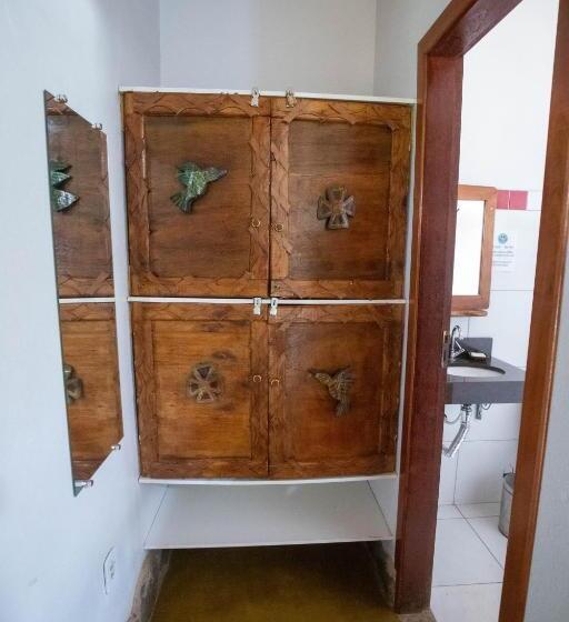 ルームシェアのワンベッド, Buddy's Hostel & Pousada Alto Paraiso