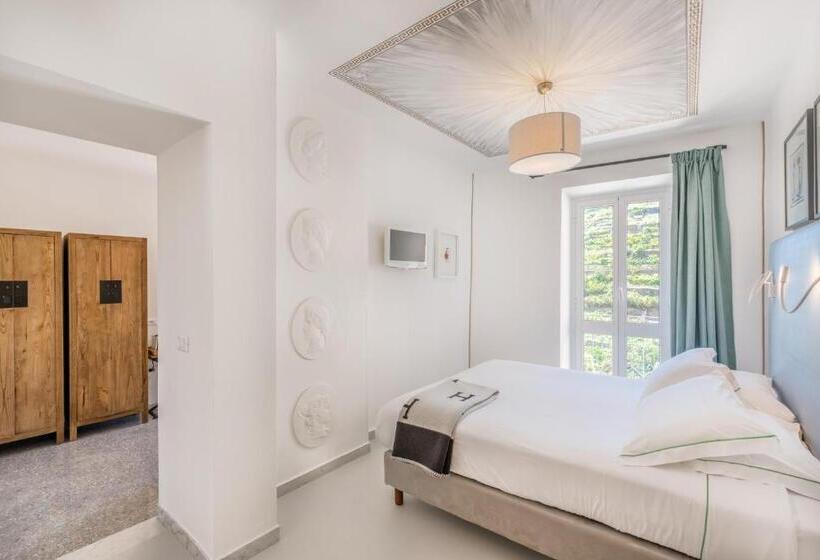 סוויטה נוף לים, La Torretta Lodge