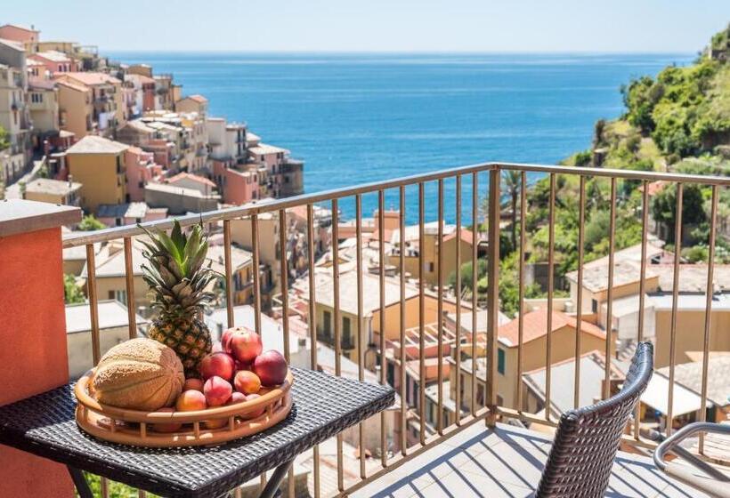 חדר סטנדרטי יחיד עם נוף לים, La Torretta Lodge