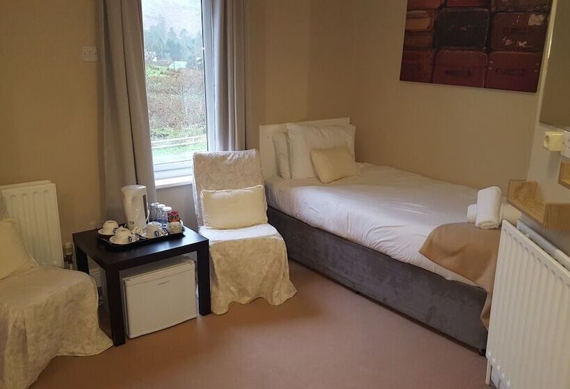 Семейный Номер, Portfinn Lodge