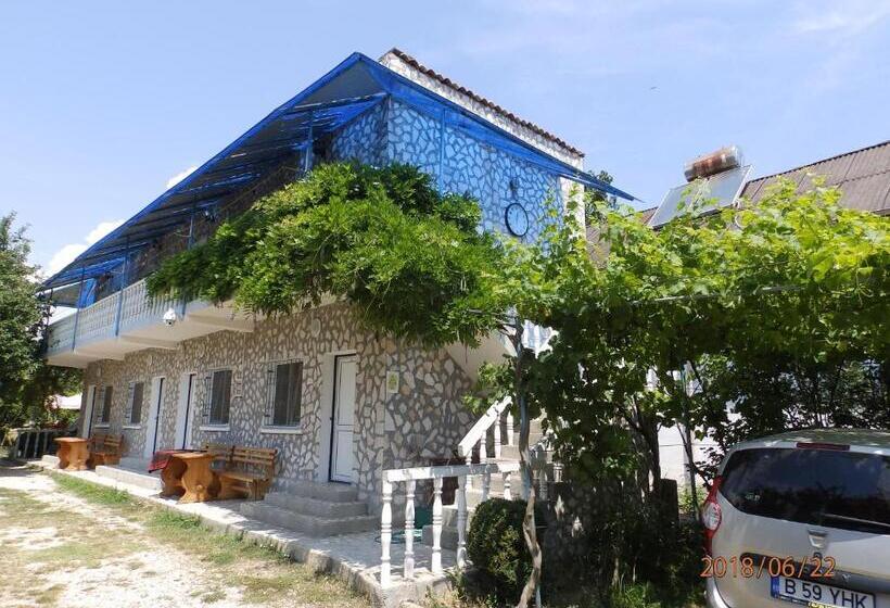 اتاق سوپریور با چشم‌انداز باغ, Tourist Paradis Costinesti