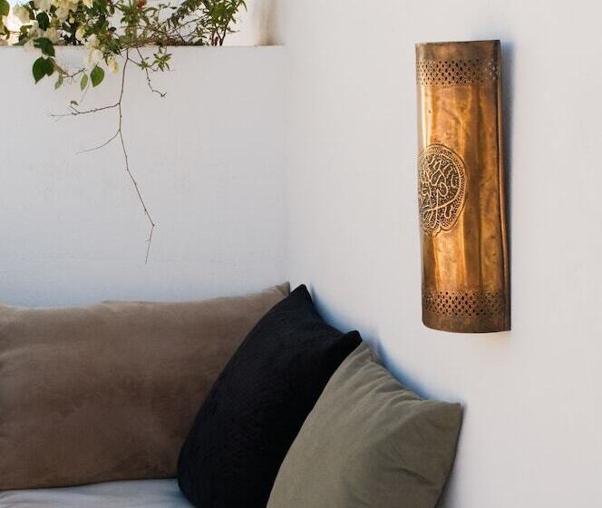 اتاق استاندارد, Riad Capaldi