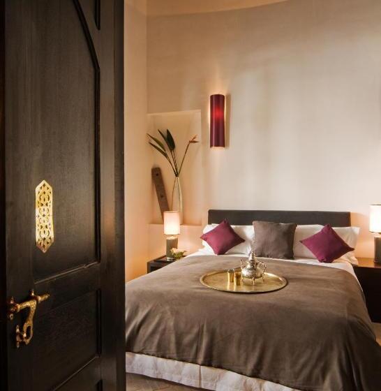 اتاق استاندارد, Riad Capaldi