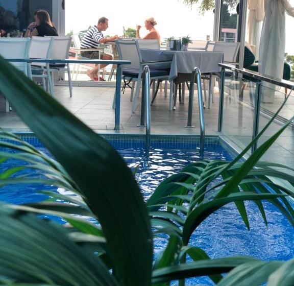 اتاق استاندارد, Senator