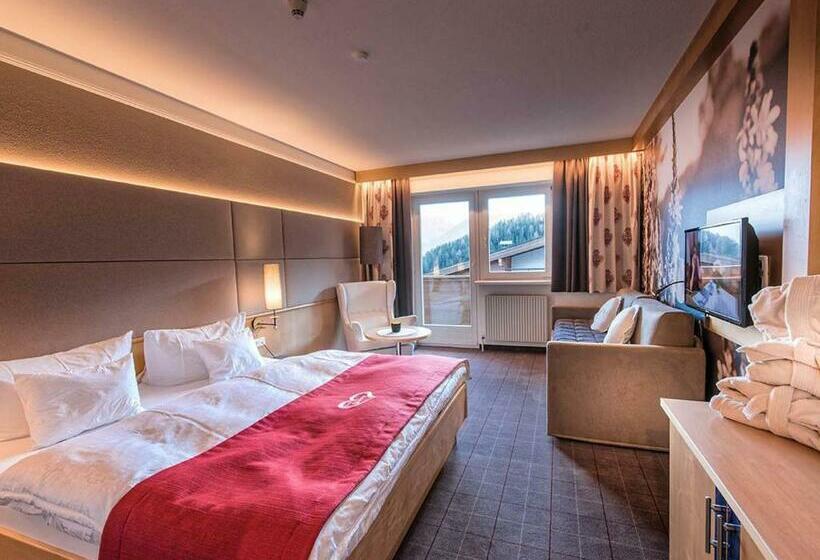 스탠다드 발코니 룸, Universo