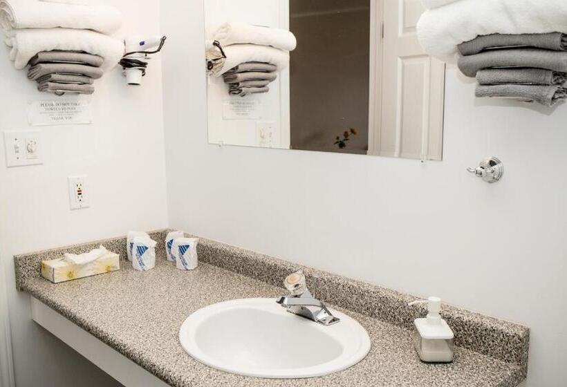 اتاق لوکس, Crescent Motel