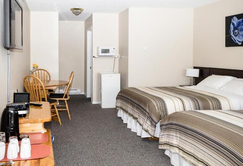 اتاق لوکس, Crescent Motel