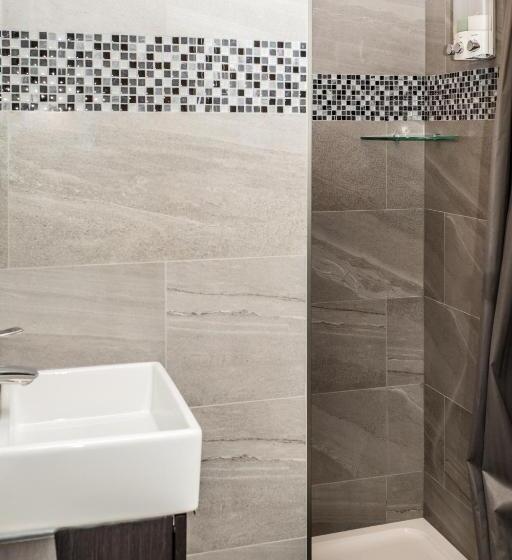 استودیوی استاندارد, Crescent Motel