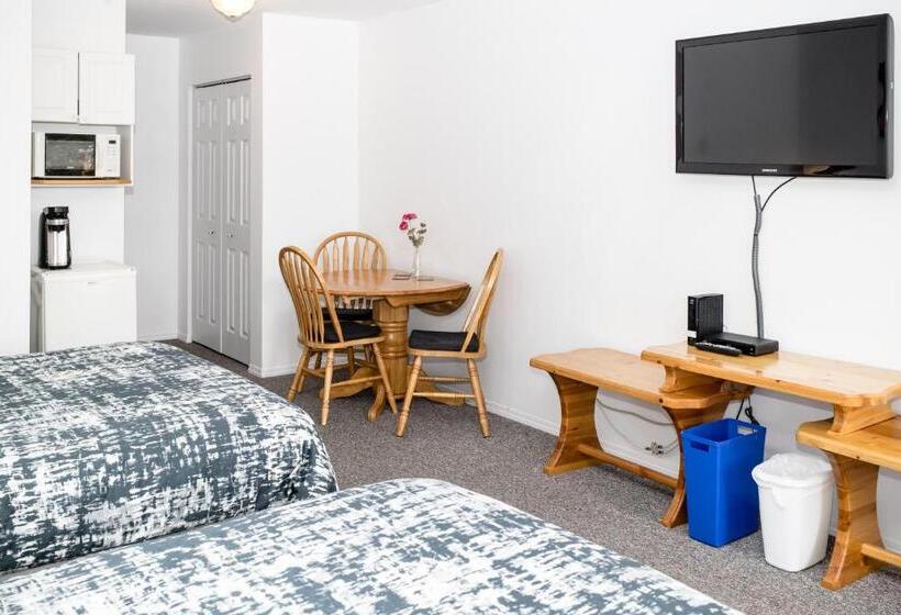 اتاق استاندارد با تخت دو نفره بزرگ, Crescent Motel