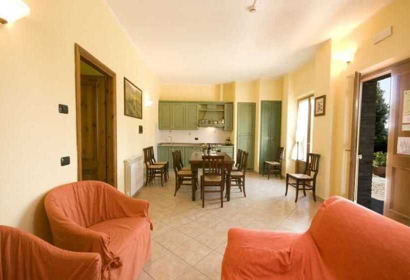 5 Bedroom Apartment, Agriturismo Macinatico