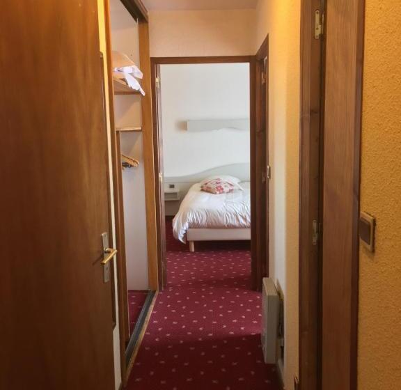 스탠다드 룸, Les Soldanelles