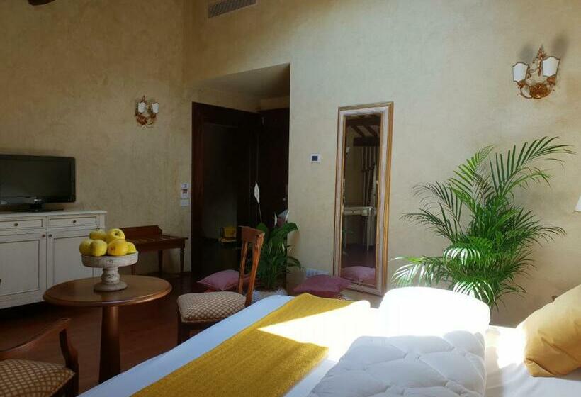 غرفة قياسية, I Giardini Segreti Di Villa Marcello Marinelli