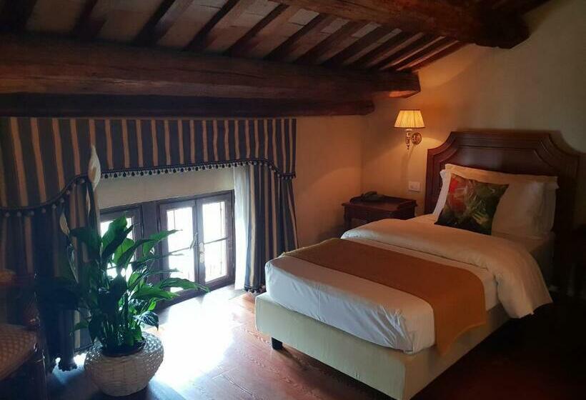 جناح جونيور, I Giardini Segreti Di Villa Marcello Marinelli