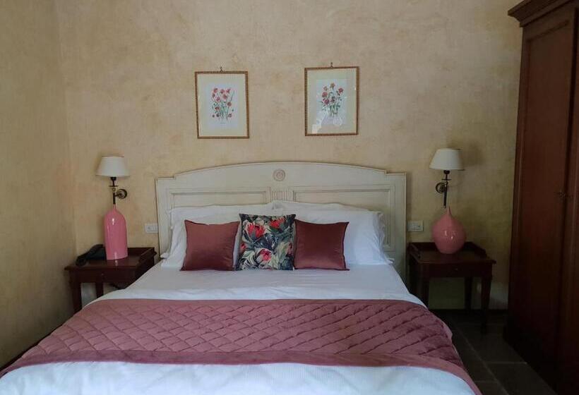 شقة غرفتين, I Giardini Segreti Di Villa Marcello Marinelli