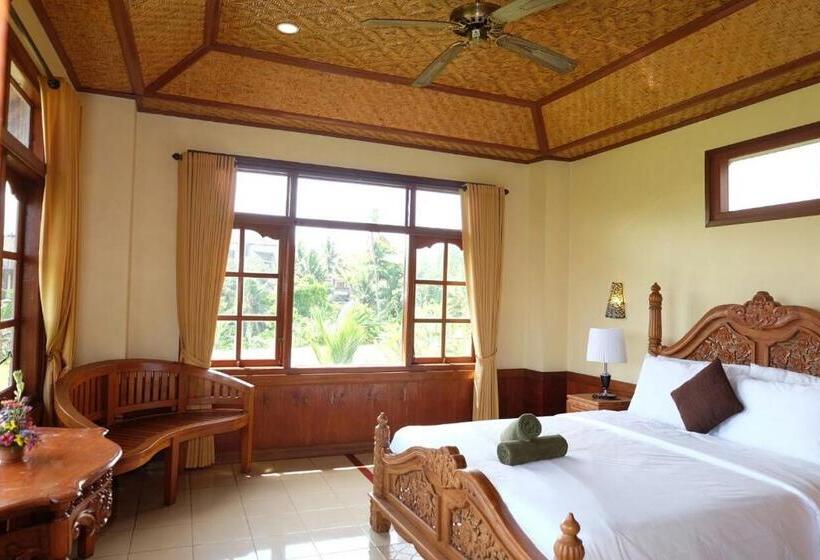 غرفة قياسية مزوَّدة بشُرفة, Ganesha Ubud Inn
