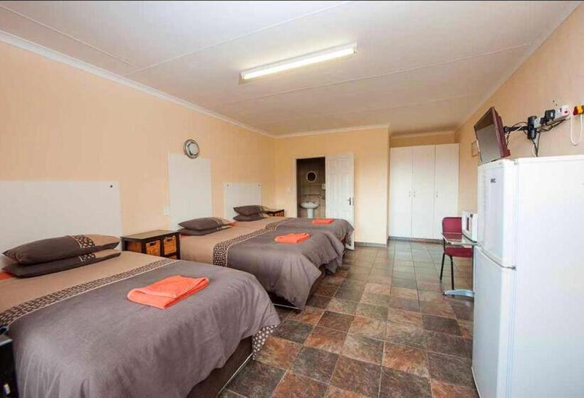 اتاق راحتی سه تخته, Ingwe Guesthouse