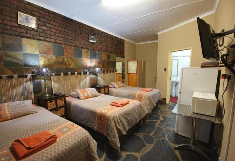 Habitació Triple Comfort, Ingwe Guesthouse