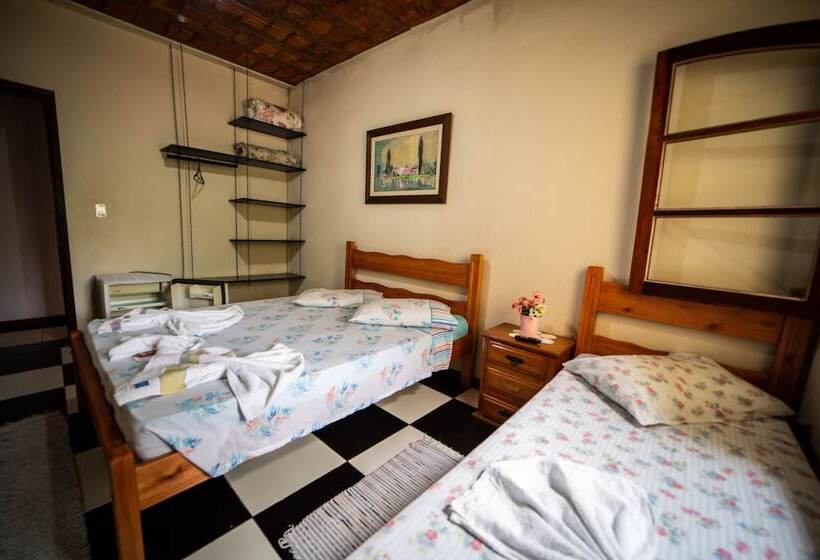 חדר סטנדרט לשלושה, Pousada Do Ipê Amarelo