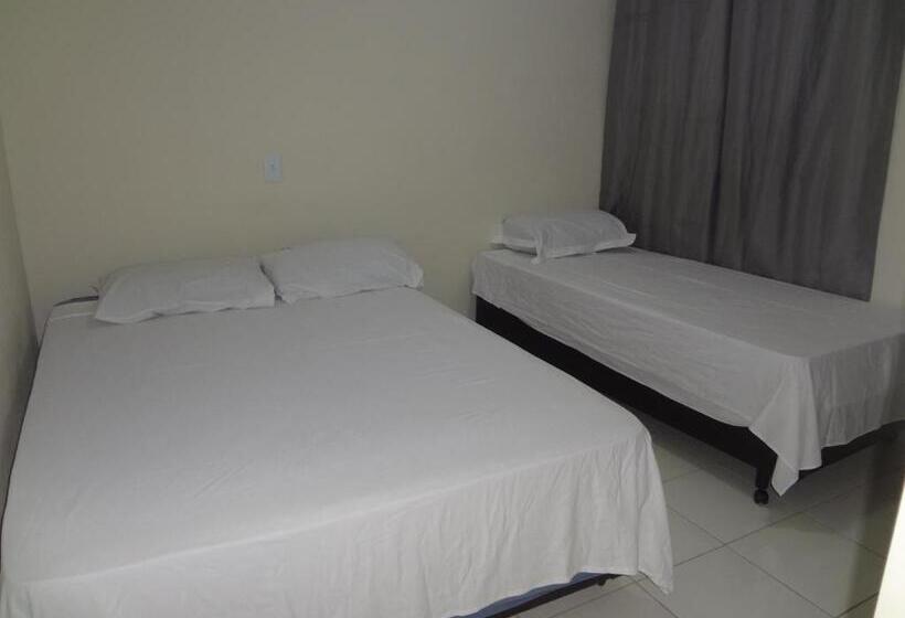 스탠다드 트리플 룸, Pousada Pg One