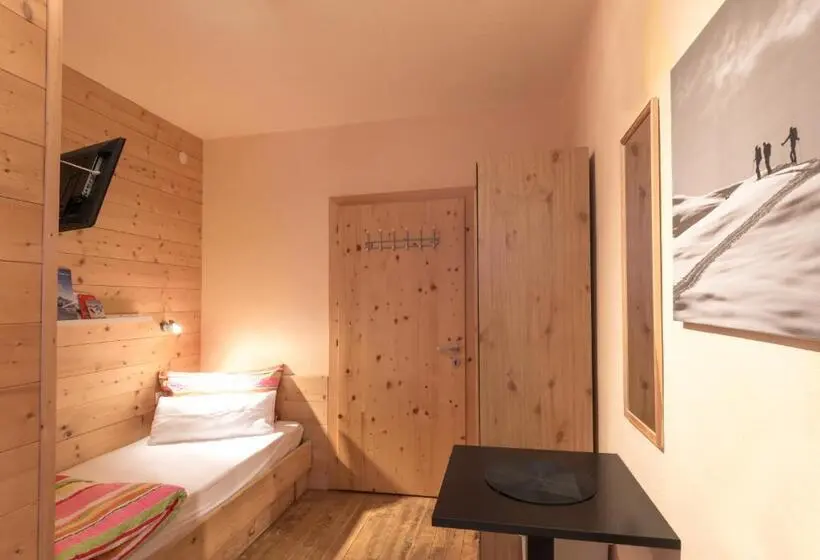 اتاق استاندارد یک نفره, Lodge Seppaler