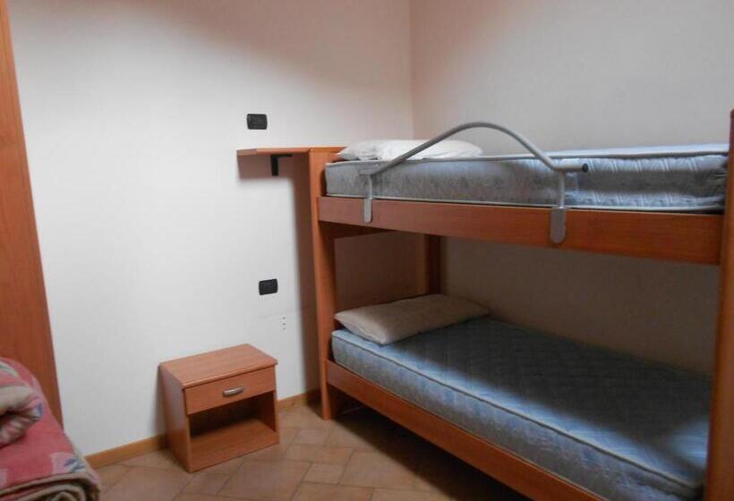 شقة دور أخير غرفتين نوم, Residence Le Orchidee