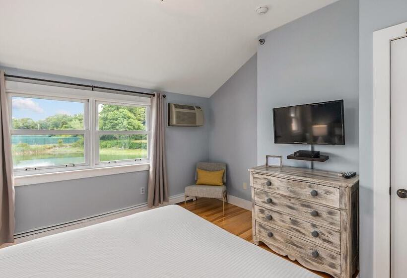 スタンダードルーム, Mabel's House