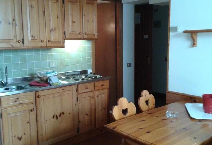 침실 1개 아파트, Cervinia Due