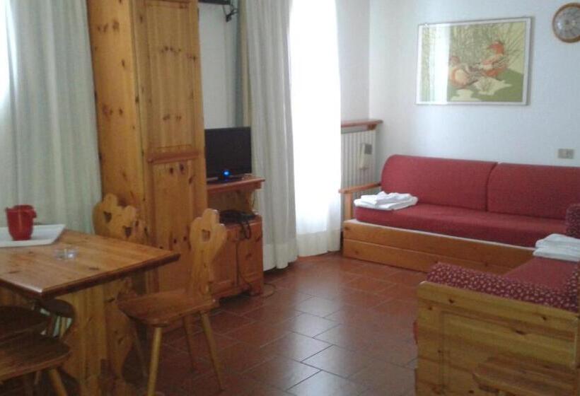 침실 1개 아파트, Cervinia Due