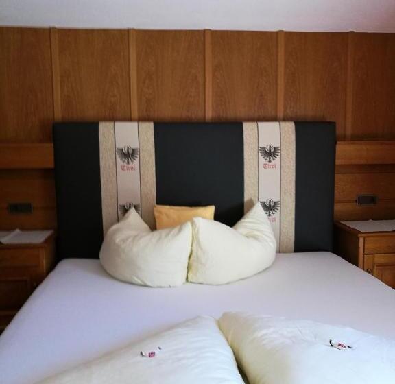 带阳台标准四人间, Gästepension Wiesenheim