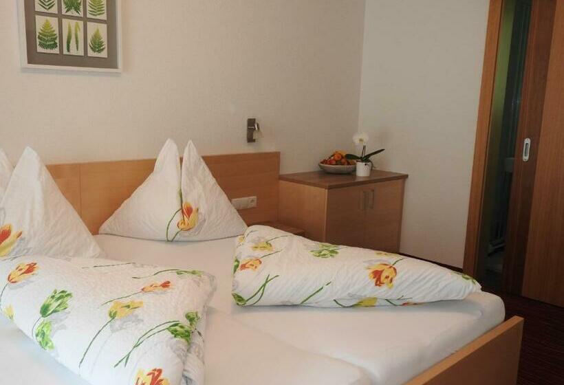 غرفة قياسية, Alpenfrieden