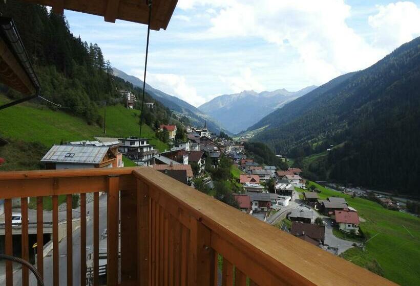 غرفة قياسية, Alpenfrieden