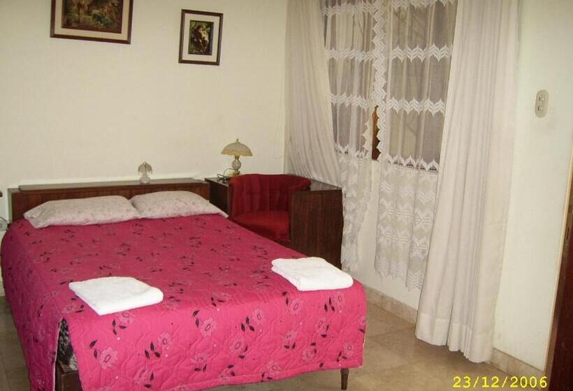 اتاق استاندارد, Hostal Camiluz