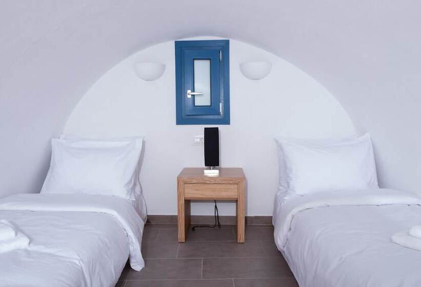 חדר משפחתי נוף להרים, Tristhenia