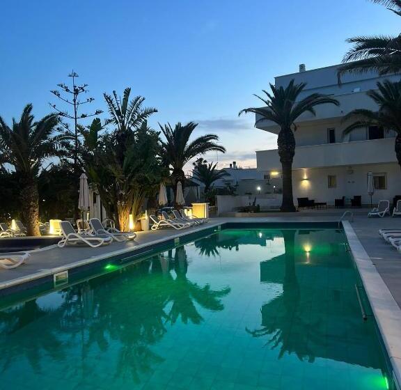 סוויטה עם ג'קוזי, Bluebay Residence Resort